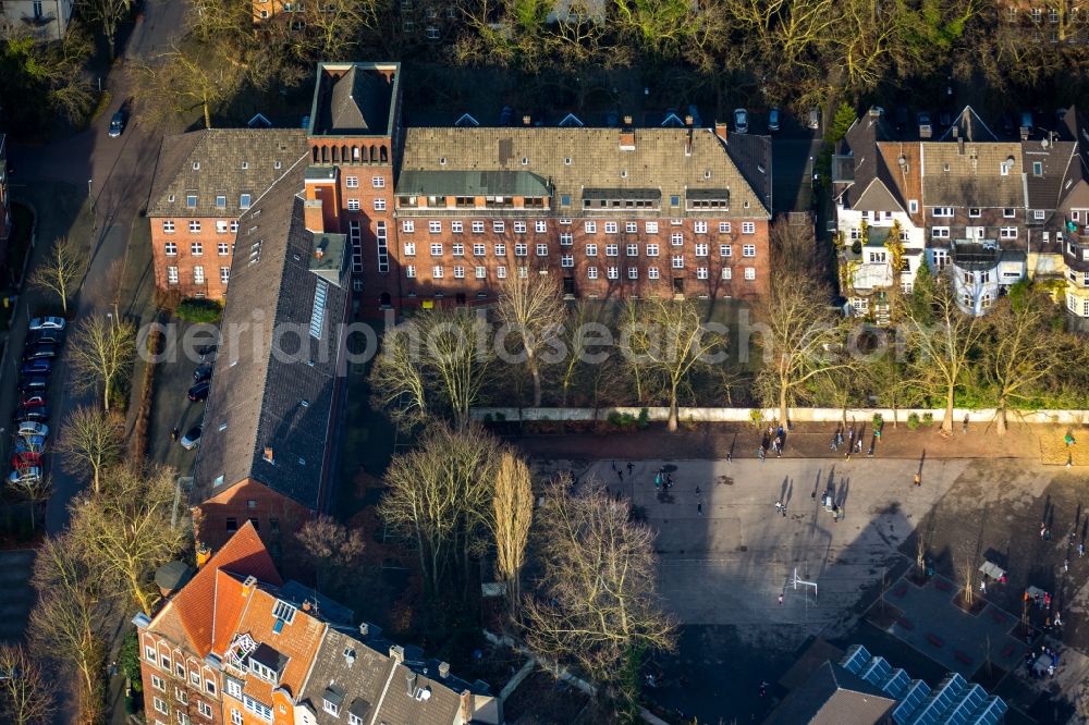 Aerial image Gelsenkirchen - Administrative buildings of state authority Finanzamt in Zeppelinallee corner Wittekindstrasse in Gelsenkirchen in North Rhine-Westphalia