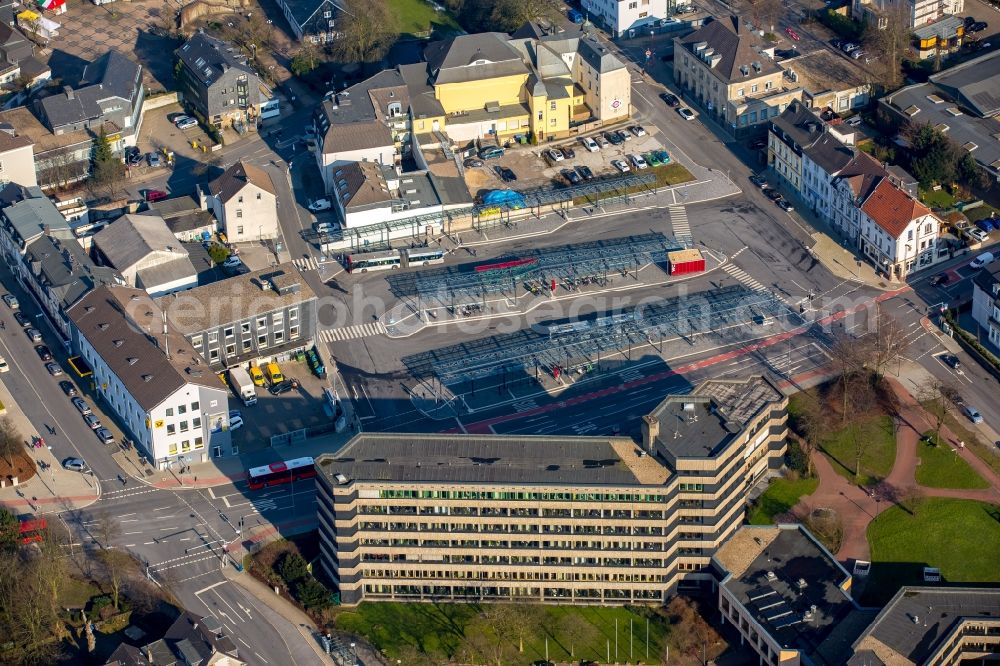 Velbert from the bird's eye view: Administrative buildings of state authority the tax office over the ZOB bus in Velbert in North Rhine-Westphalia