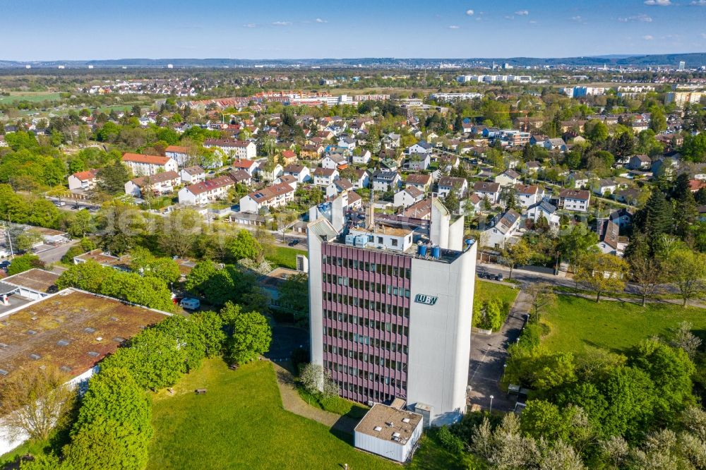 Karlsruhe from the bird's eye view: Administrative building of the State Authority Landesanstalt fuer Umwelt Baden-Wuerttemberg (LUBW) in Karlsruhe in the state Baden-Wuerttemberg, Germany