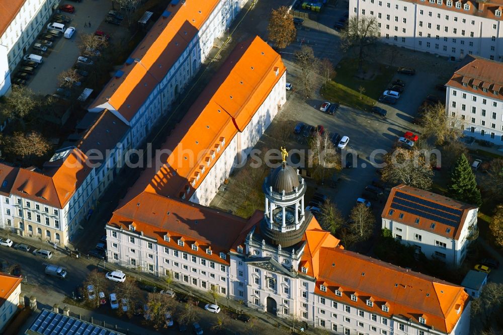 Potsdam from the bird's eye view: Administrative building of the State Authority Landesregierung Brandenburg Zentrale Vermittlung in the district Noerdliche Innenstadt in Potsdam in the state Brandenburg, Germany