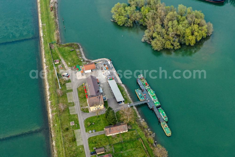 Karlsruhe from the bird's eye view: Administrative building of the State Authority in the district Maxau in Karlsruhe in the state Baden-Wurttemberg, Germany