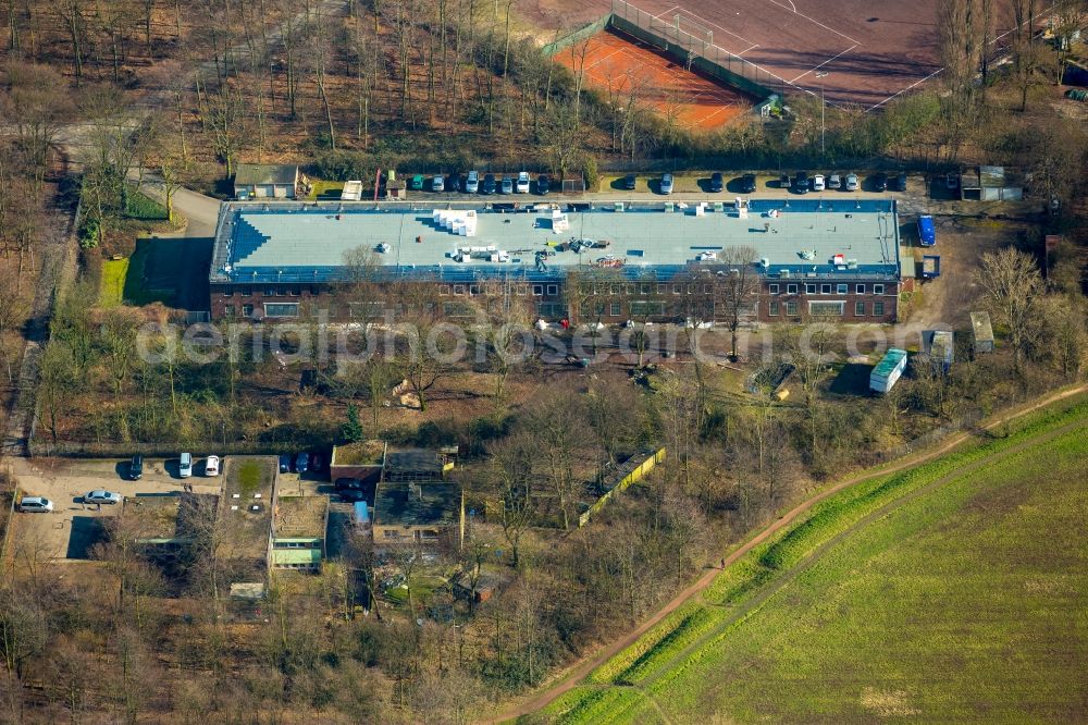 Moers from above - Administrative building of the State Authority Technisches Hilfswerk Bundesanstalt (THW) Ortsverband on Homberger Strasse in Moers in the state North Rhine-Westphalia