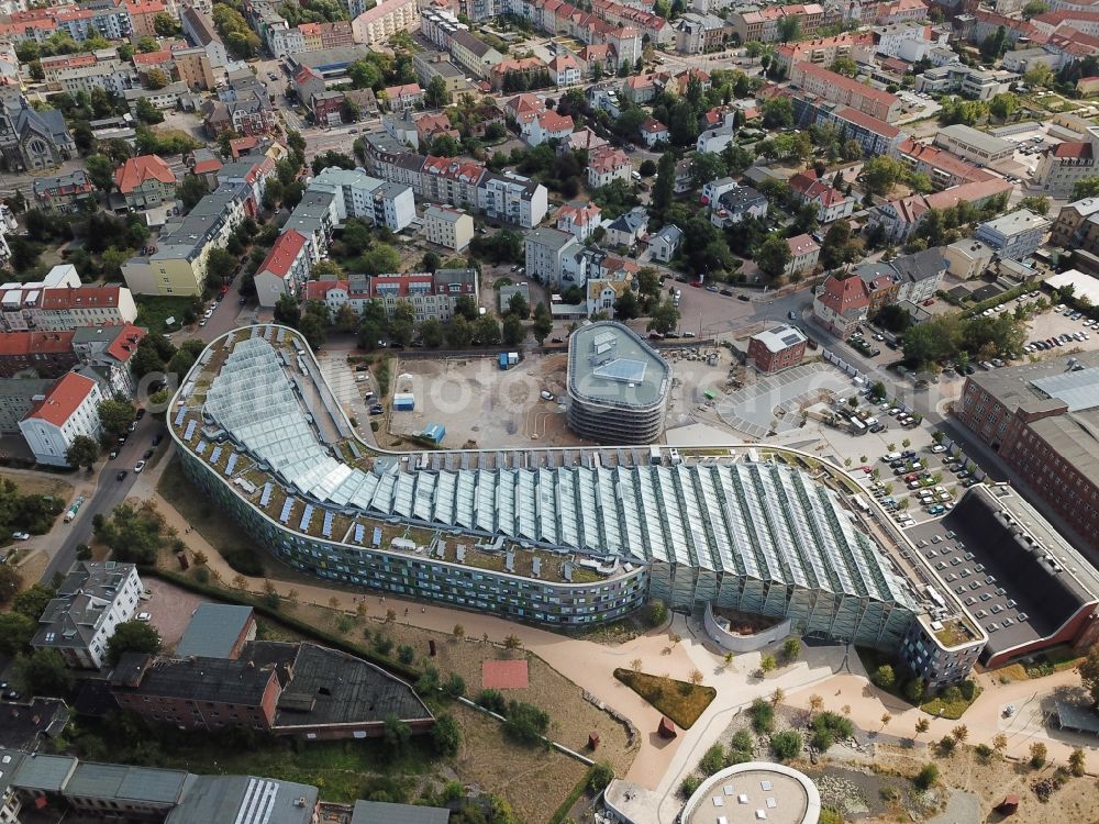 Aerial photograph Dessau - Administrative building of the State Authority UBA Umweltbundesamt Woerlitzer Platz in Dessau in the state Saxony-Anhalt, Germany