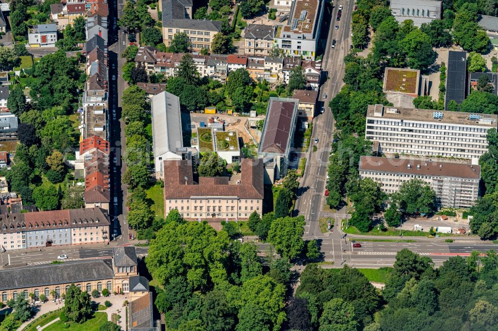 Aerial photograph Karlsruhe - Administrative building of the State Authority Versorgungsanstalt of Banof and of Laenof in Karlsruhe in the state Baden-Wuerttemberg, Germany