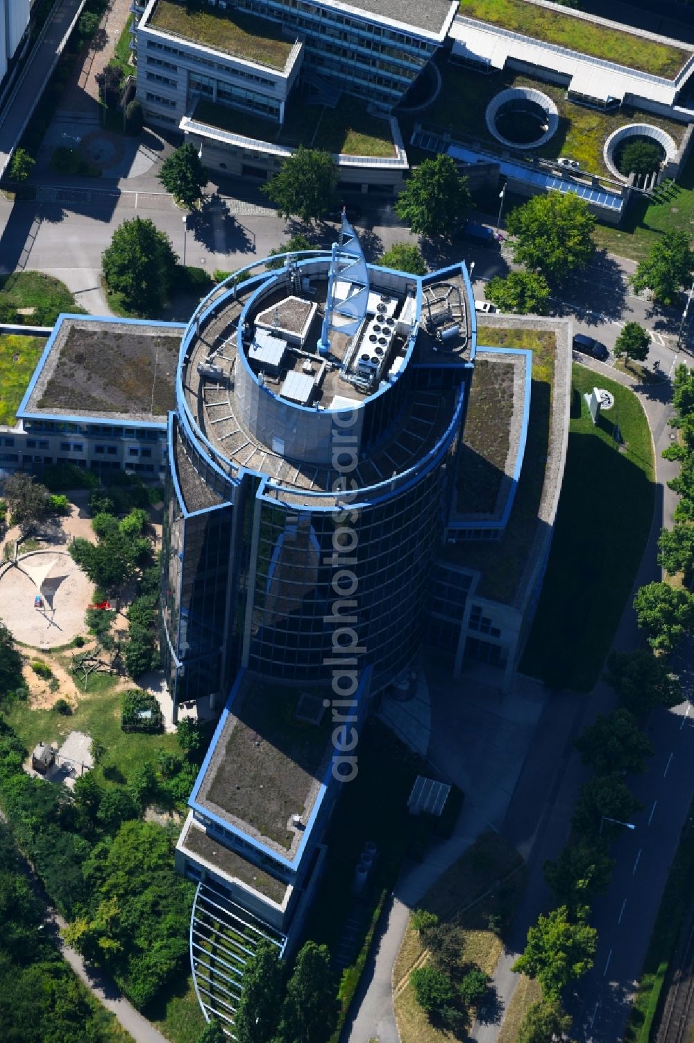 Aerial image Stuttgart - Administrative building of the State Authority Wasserstrassen- and Schifffahrtsamt Stuttgart in Stuttgart in the state Baden-Wurttemberg, Germany