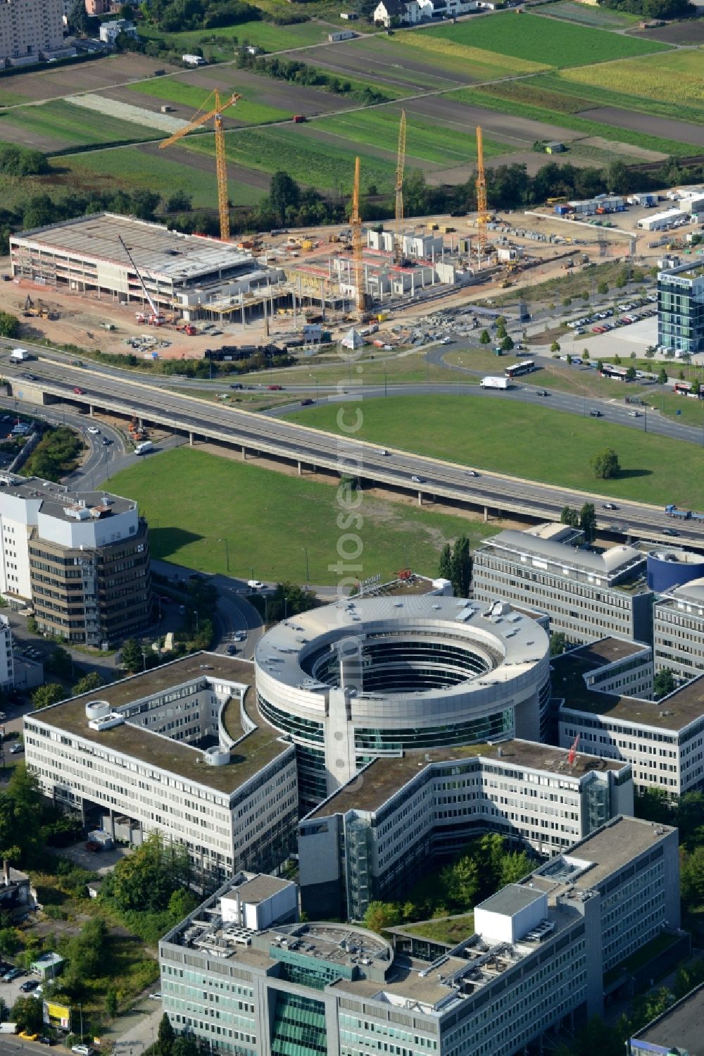 Offenbach am Main from the bird's eye view: Administration building of the company of HELABA Hessischen Landesbank and AREVA in Offenbach am Main in the state Hesse