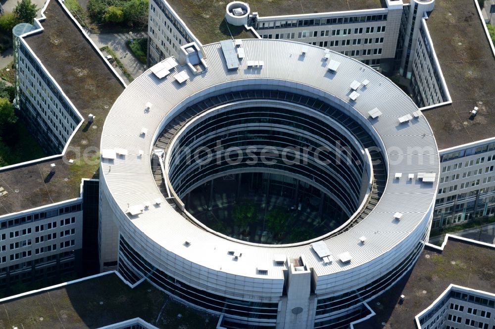 Aerial photograph Offenbach am Main - Administration building of the company of HELABA Hessischen Landesbank and AREVA in Offenbach am Main in the state Hesse