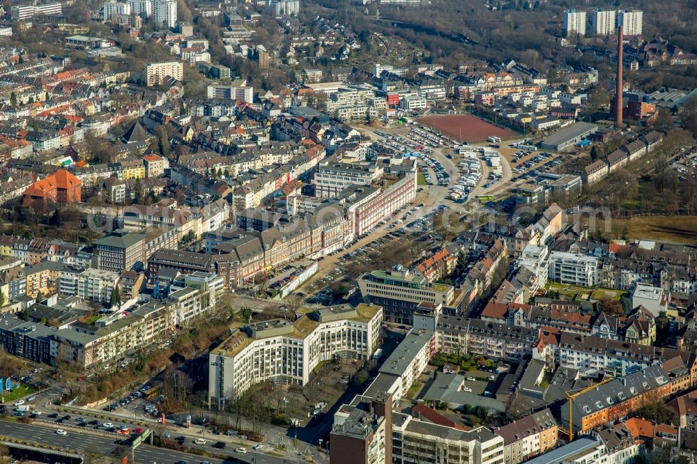 Aerial photograph Essen - Administration building of the company ista Deutschland GmbH on Grugaplatz in Essen in the state North Rhine-Westphalia