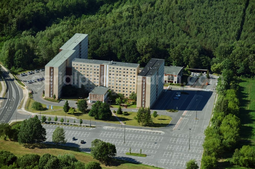 Aerial photograph Senftenberg - Administration building of the company LMBV - Lausitzer and Mitteldeutsche Bergbau-Verwaltungsgesellschaft mbH on Knappenstrasse in Senftenberg in the state Brandenburg, Germany