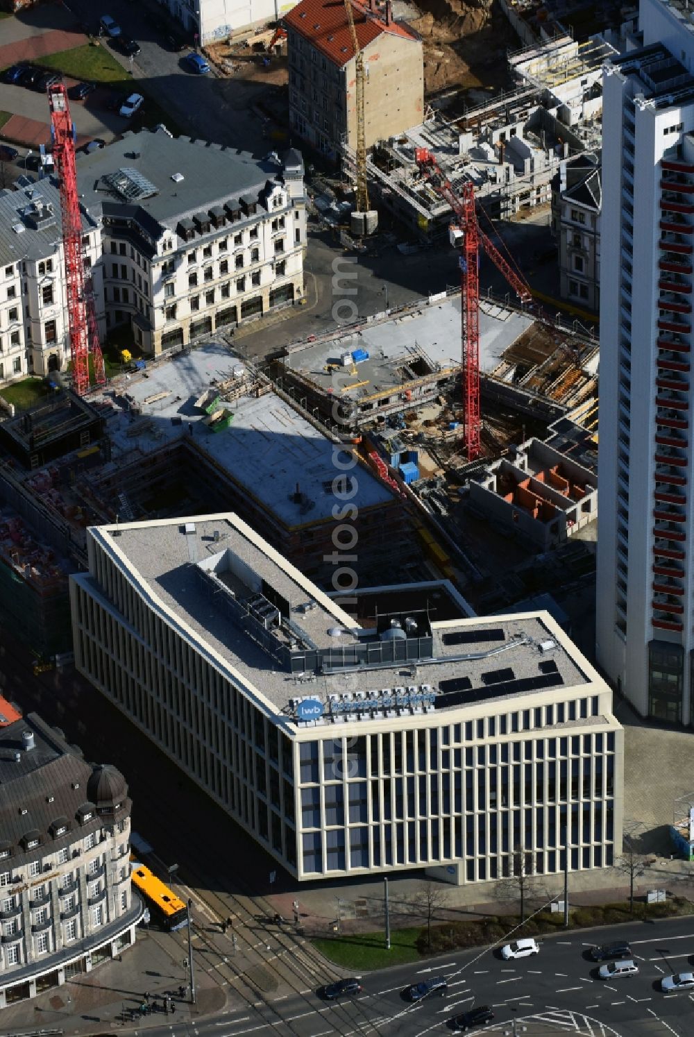 Leipzig from the bird's eye view: Administration building of the company lwb Leipziger Wohnungs- and Baugesellschaft mbH on Wintergartenstrasse in the district Zentrum-Nord in Leipzig in the state Saxony