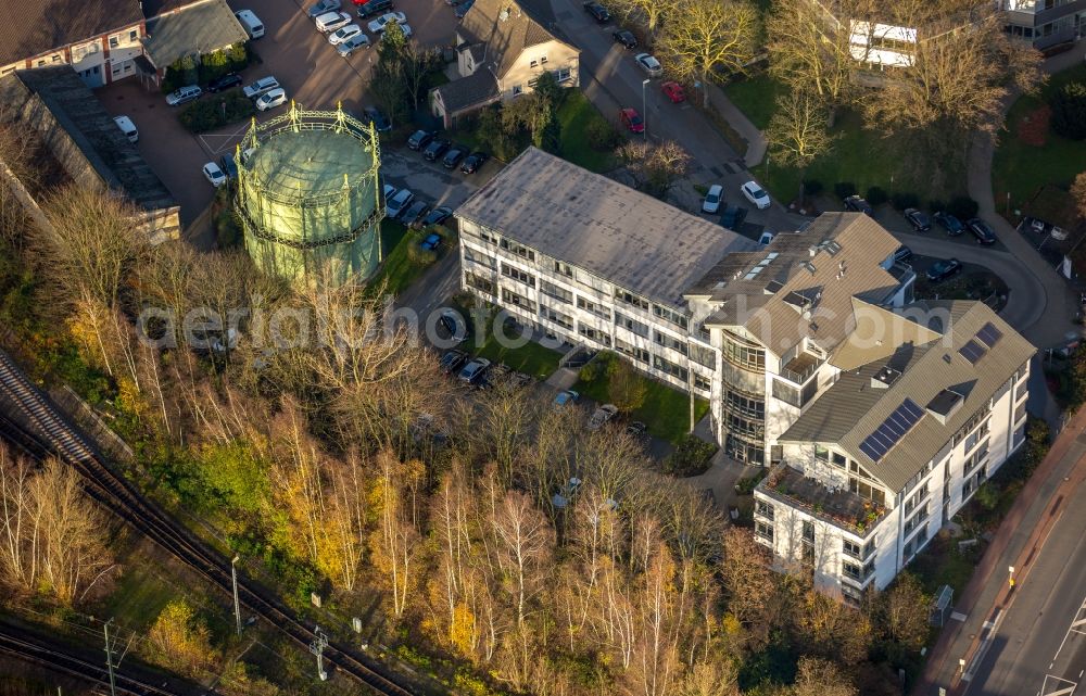 Dinslaken from the bird's eye view: Administration building of the company Stadtwerke Dinslaken GmbH at old gasholder at the Gerhard-Malina Street in Dinslaken in the state North Rhine-Westphalia