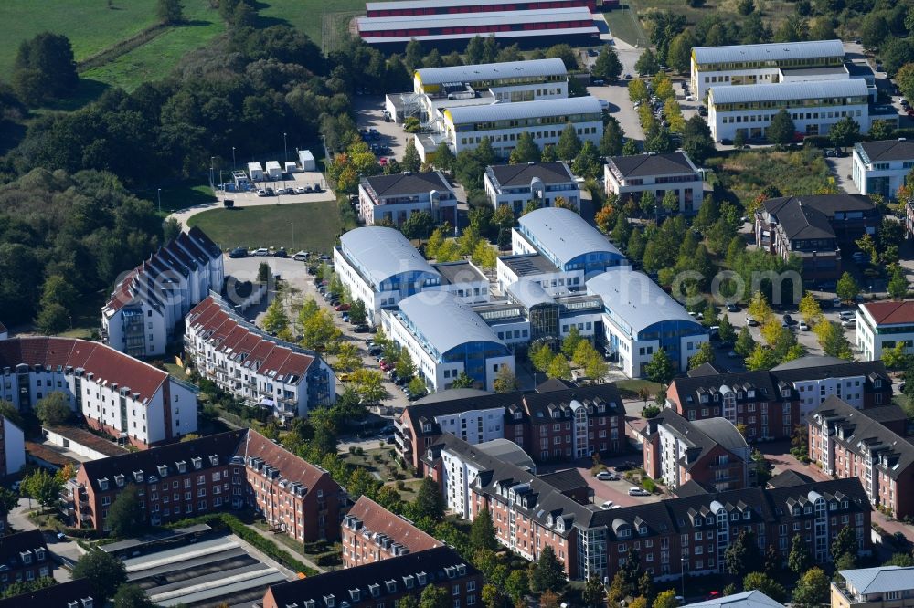 Schwerin from the bird's eye view: Administration building of the company Stadtwerke Schwerin GmbH (SWS) on Eckdrift in Schwerin in the state Mecklenburg - Western Pomerania