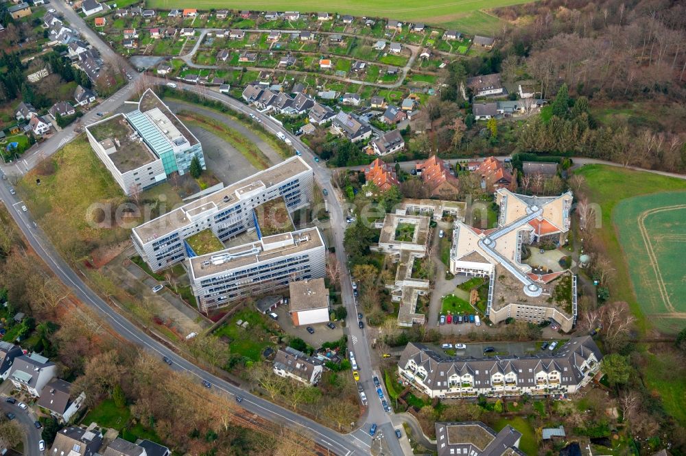 Mülheim an der Ruhr from the bird's eye view: Administration building of the company T-Systems International GmbH on Parsevalstrasse in Muelheim an der Ruhr in the state North Rhine-Westphalia