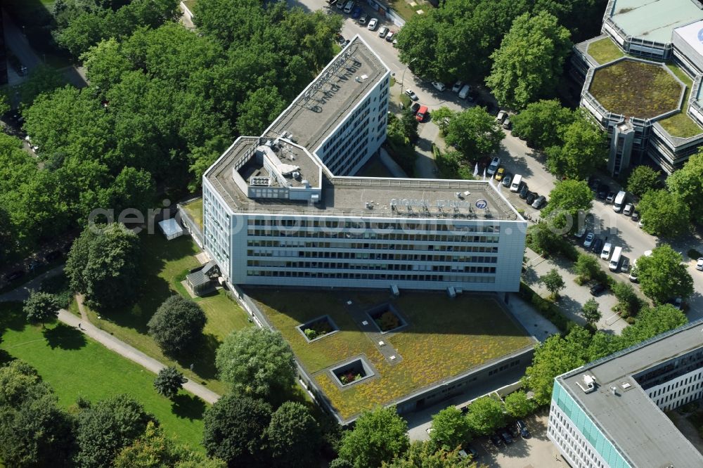 Aerial photograph Hamburg - Office and administration buildings of the insurance and finance company Signal Iduna in the City Nord business quarter in Hamburg