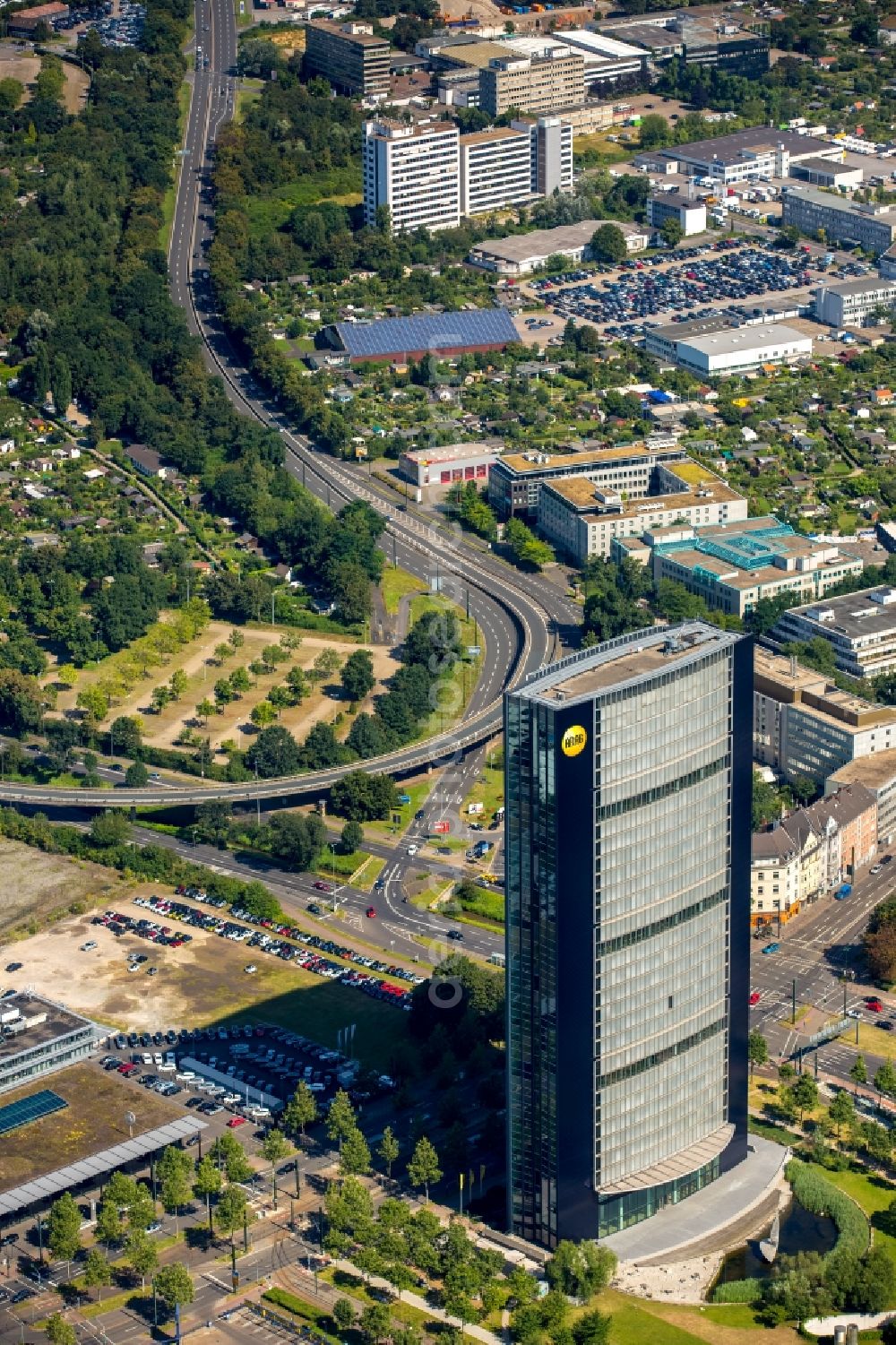 Düsseldorf from above - Office and administration buildings of the insurance company ARAG SE in Duesseldorf in the state North Rhine-Westphalia