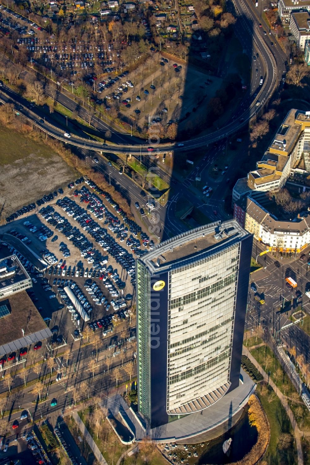 Aerial image Düsseldorf - Office and administration buildings of the insurance company ARAG SE in Duesseldorf in the state North Rhine-Westphalia