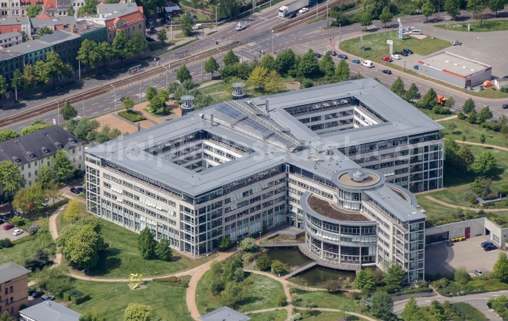 Halle (Saale) from above - Office and administration buildings of the insurance company Deutsche Rentenversicherung Mitteldeutschland on Paracelsusstrasse in Halle (Saale) in the state Saxony-Anhalt