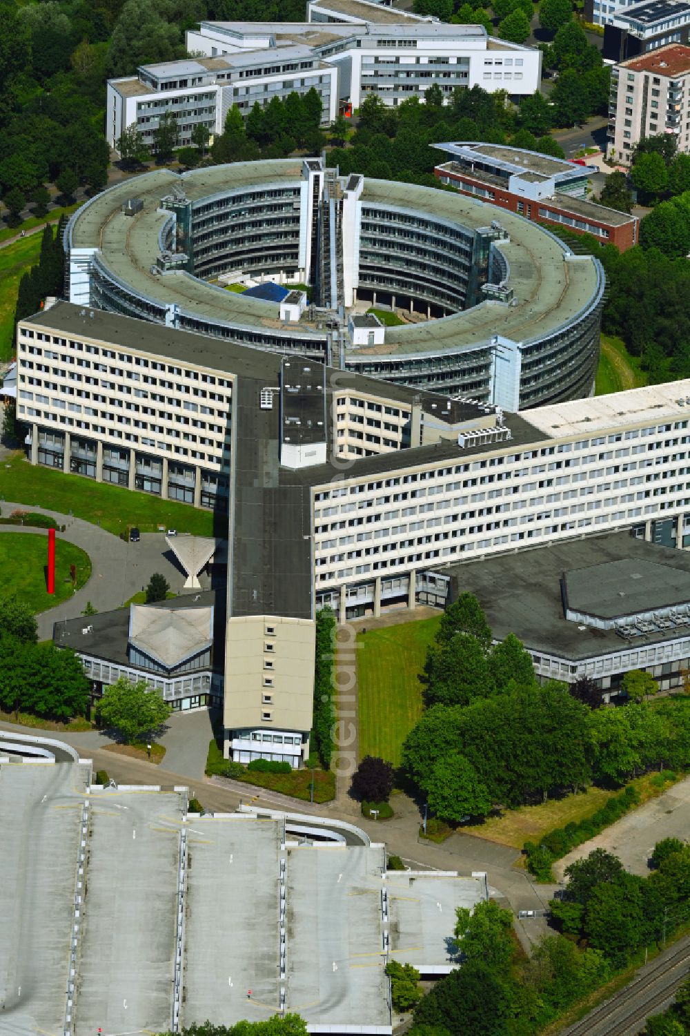 Aerial image Münster - Office and administration buildings of the insurance company Deutsche Rentenversicherung Westfalen an der Gartenstrasse in the district Rumphorst in Muenster in the state North Rhine-Westphalia, Germany