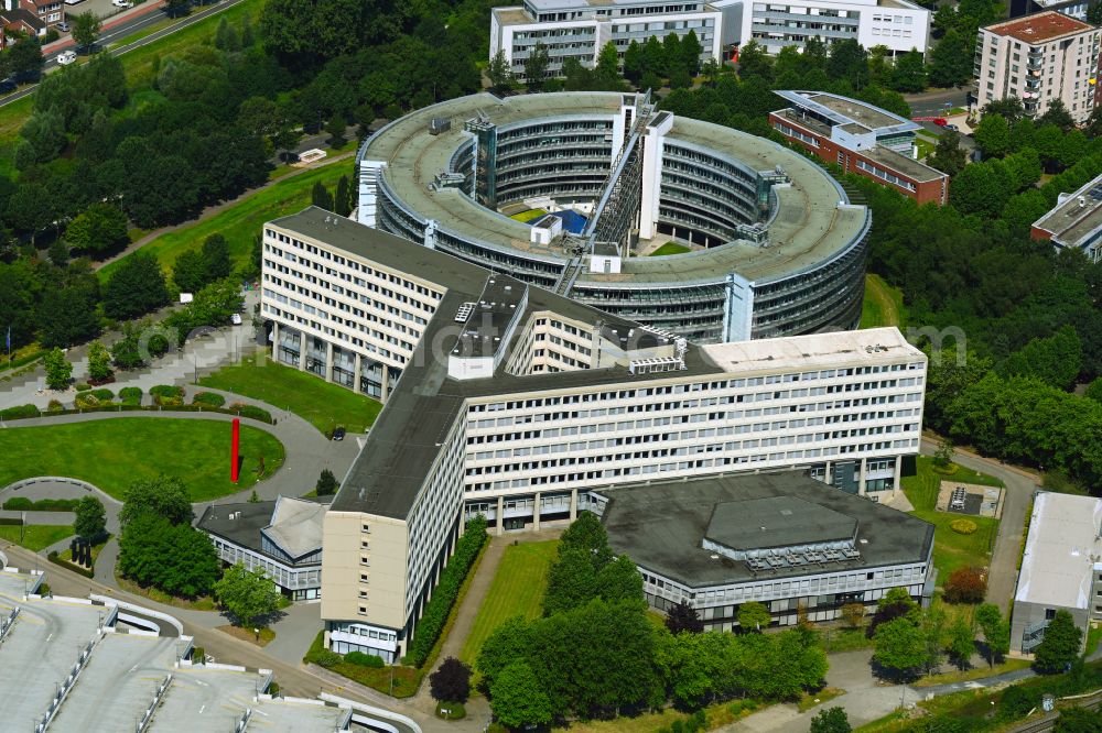 Aerial photograph Münster - Office and administration buildings of the insurance company Deutsche Rentenversicherung Westfalen an der Gartenstrasse in the district Rumphorst in Muenster in the state North Rhine-Westphalia, Germany