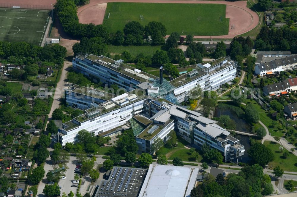 Aerial image Lübeck - Office and administration buildings of the insurance company Deutsche Rentenversicherung Nord on Ziegelstrasse in the district Sankt Lorenz Nord in Luebeck in the state Schleswig-Holstein, Germany