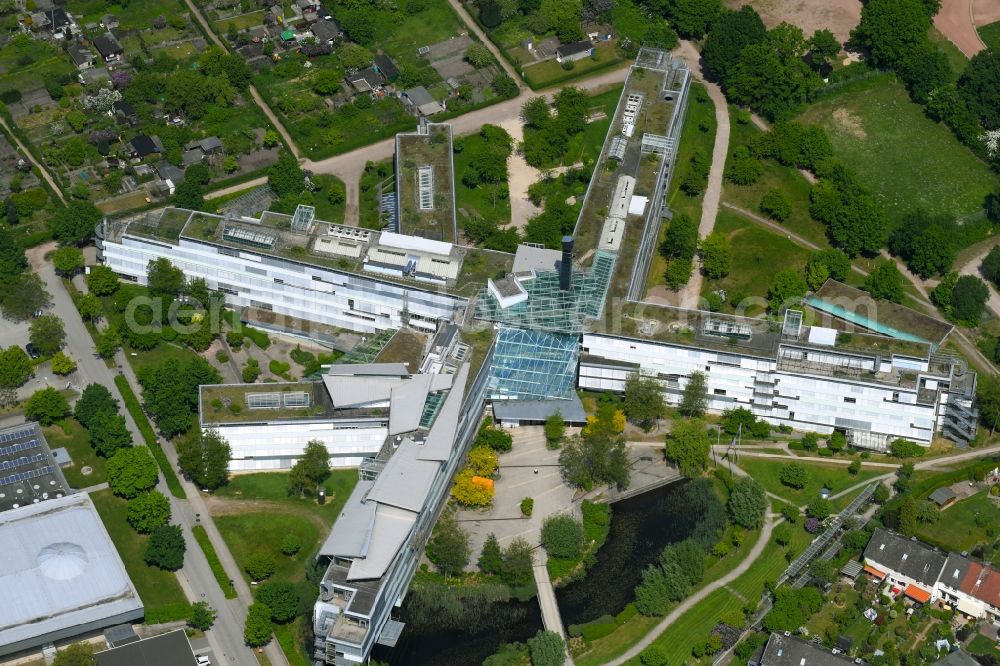 Aerial image Lübeck - Office and administration buildings of the insurance company Deutsche Rentenversicherung Nord on Ziegelstrasse in the district Sankt Lorenz Nord in Luebeck in the state Schleswig-Holstein, Germany