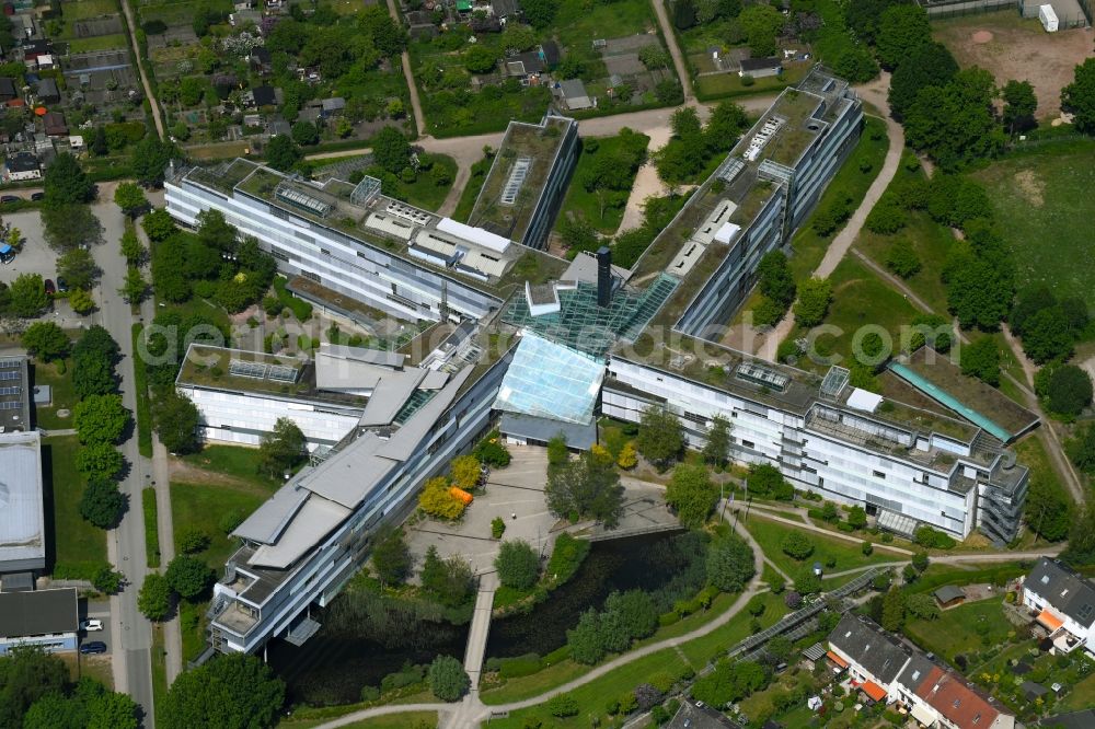 Aerial photograph Lübeck - Office and administration buildings of the insurance company Deutsche Rentenversicherung Nord on Ziegelstrasse in the district Sankt Lorenz Nord in Luebeck in the state Schleswig-Holstein, Germany