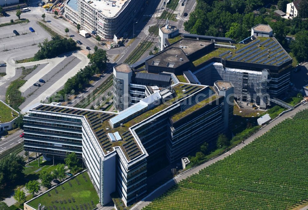 Stuttgart from above - Office and administration buildings of the insurance company SV SparkassenVersicherung Stuttgart on Loewentorstrasse in Stuttgart in the state Baden-Wurttemberg, Germany