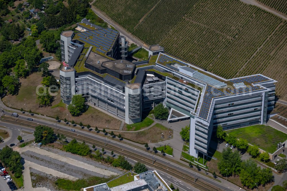 Aerial image Stuttgart - Office and administration buildings of the insurance company SV SparkassenVersicherung Stuttgart on Loewentorstrasse in Stuttgart in the state Baden-Wurttemberg, Germany