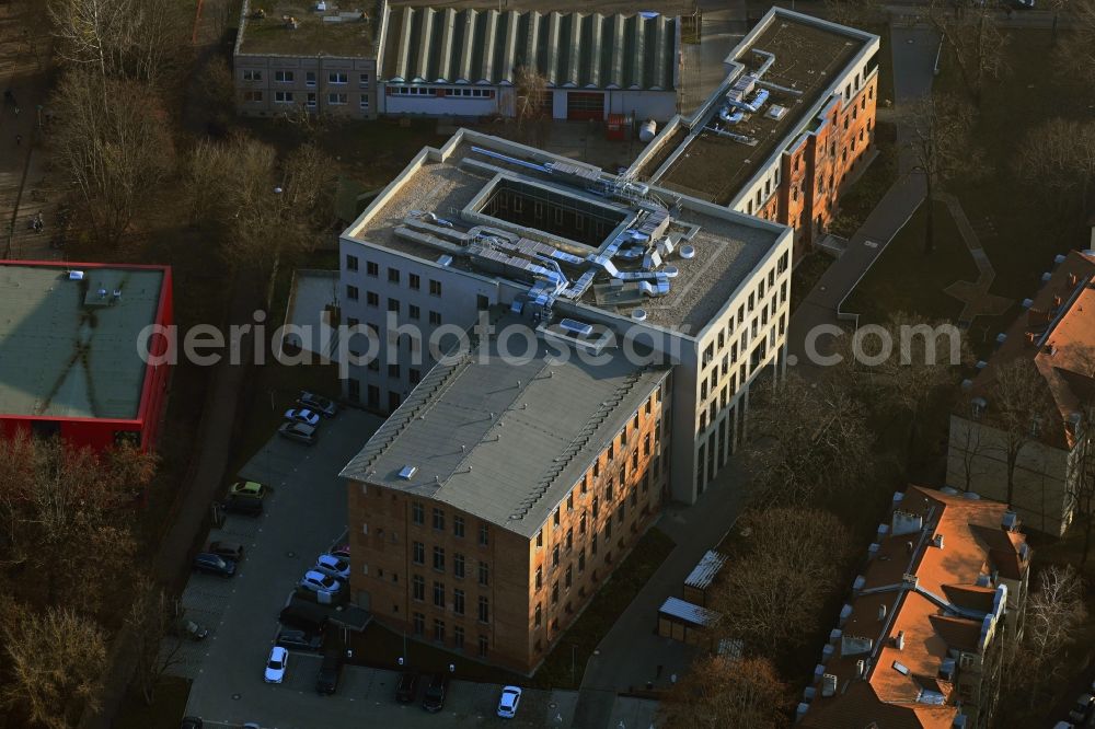 Berlin from the bird's eye view: Office and administration building of the housing association and rental apartment provider GESOBAU on Stiftweg in the district Pankow in Berlin, Germany