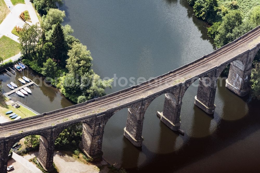 Herdecke from the bird's eye view: Viaduct of the railway bridge structure to route the railway tracks in Herdecke in the state North Rhine-Westphalia, Germany