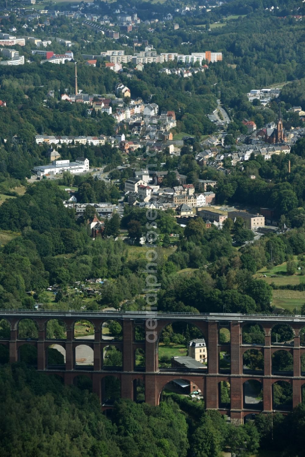 Aerial photograph Netzschkau - Viaduct of the railway bridge structure to route the railway tracks in Netzschkau in the state Saxony, Germany