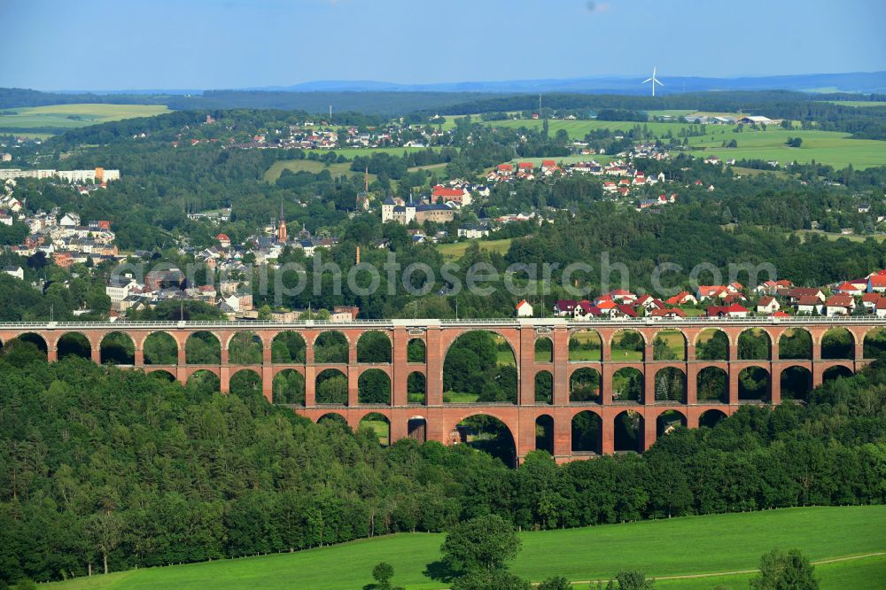 Netzschkau from above - Viaduct of the railway bridge structure to route the railway tracks on street Brueckenstrasse in Netzschkau Vogtland in the state Saxony, Germany