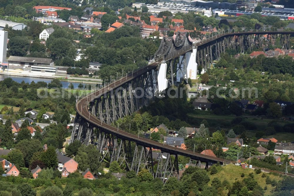 Aerial photograph Osterrönfeld - Viaduct of the railway bridge structure to route the railway tracks in Osterroenfeld in the state Schleswig-Holstein