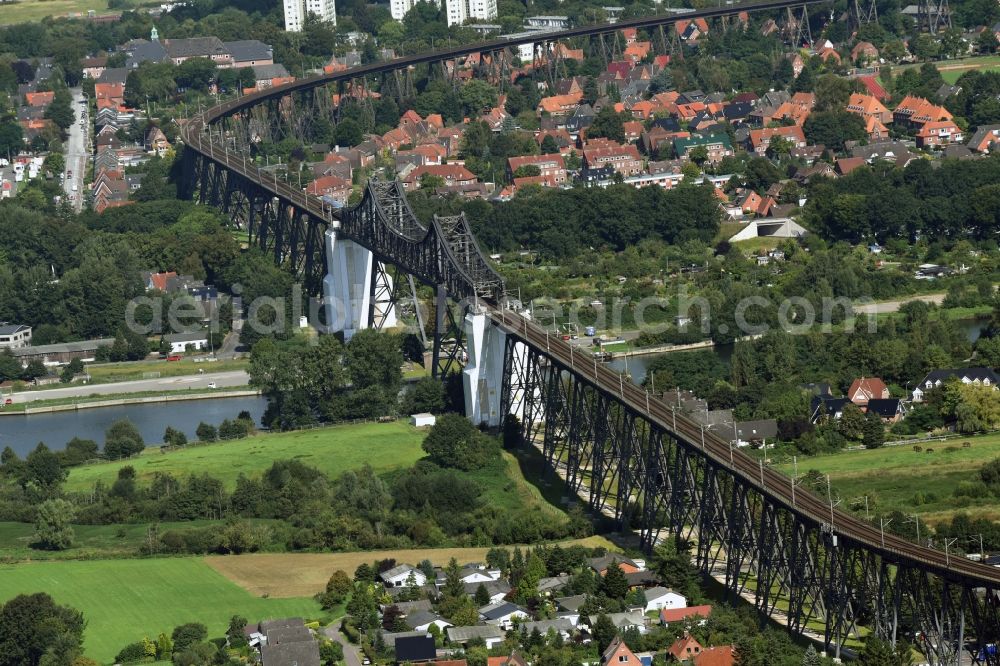 Aerial photograph Osterrönfeld - Viaduct of the railway bridge structure to route the railway tracks in Osterroenfeld in the state Schleswig-Holstein