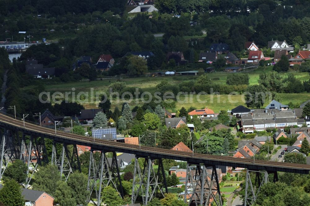 Aerial photograph Osterrönfeld - Viaduct of the railway bridge structure to route the railway tracks in Osterroenfeld in the state Schleswig-Holstein