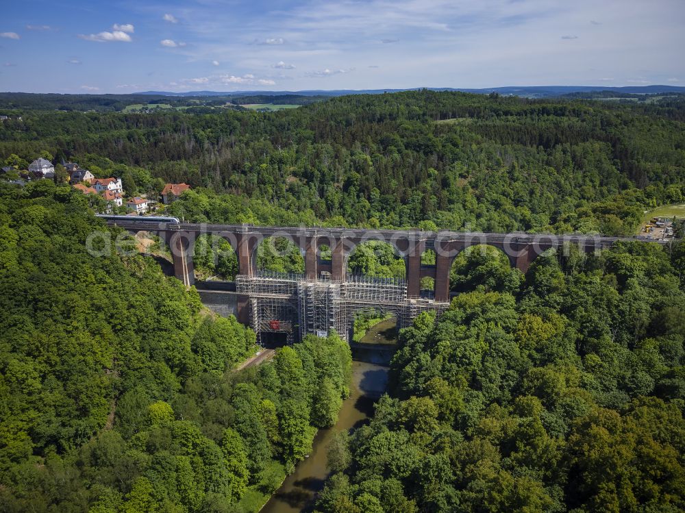 Aerial image Plauen - Viaduct of the railway bridge structure to route the railway tracks on street Friedensstrasse in Plauen Vogtland in the state Saxony, Germany