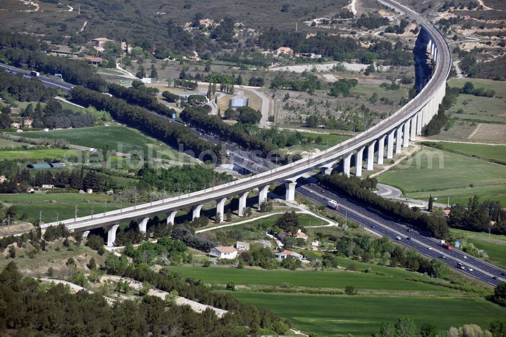 Aerial image Ventabren - Viaduct of the railway bridge structure to route the railway tracks in Ventabren in Provence-Alpes-Cote d'Azur, France