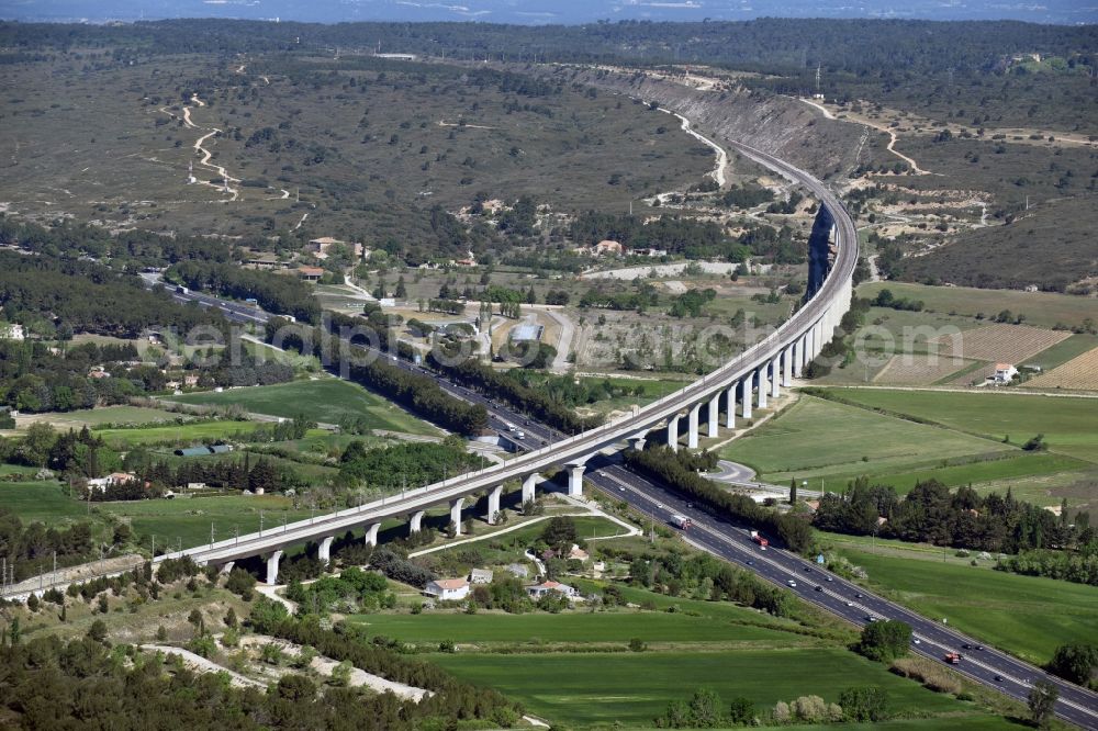 Ventabren from the bird's eye view: Viaduct of the railway bridge structure to route the railway tracks in Ventabren in Provence-Alpes-Cote d'Azur, France