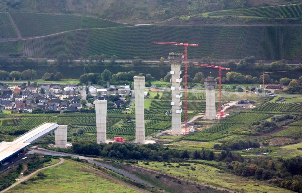 Aerial photograph Zeltingen-Rachtig - Viaduct bridges new building construction site with near Zeltingen- Rachtig in the state of Rhineland-Palatinate