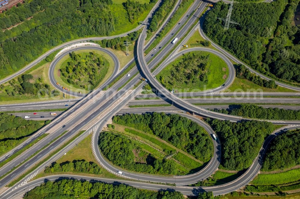 Aerial image Dortmund - Viaduct of the expressway 236 Brackeler Strasse in the district Scharnhorst in Dortmund in the state North Rhine-Westphalia, Germany