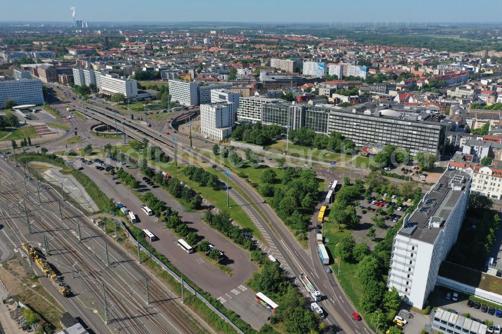 Aerial image Halle (Saale) - Viaduct of the expressway along the Volkmannstrasse - Delitzscher Strasse in Halle (Saale) in the state Saxony-Anhalt, Germany