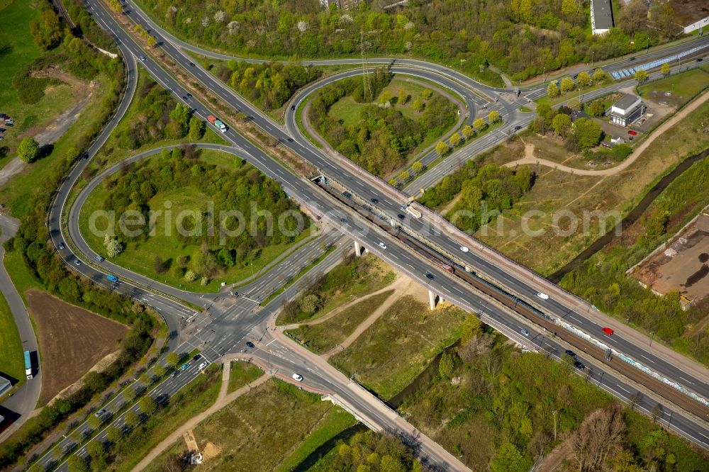 Dortmund from above - Viaduct of the expressway Mallinckrodtstrasse in Dortmund in the state North Rhine-Westphalia