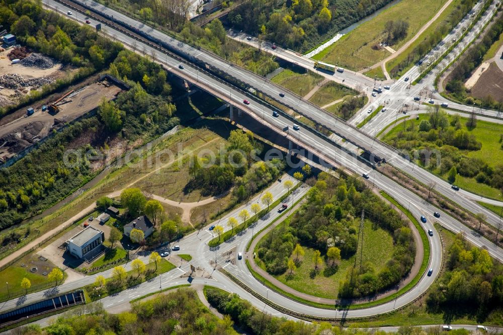 Dortmund from the bird's eye view: Viaduct of the expressway Mallinckrodtstrasse in Dortmund in the state North Rhine-Westphalia