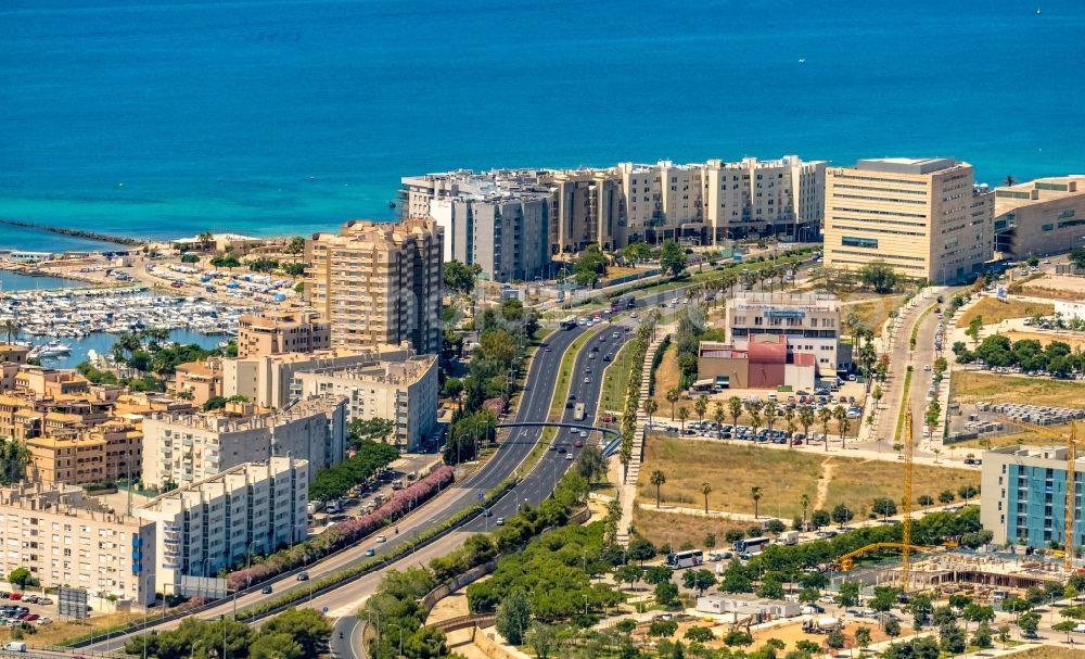 Palma from the bird's eye view: Viaduct of the expressway Ma-19 in the district Llevant de Palma District in Palma in Balearic island of Mallorca, Spain