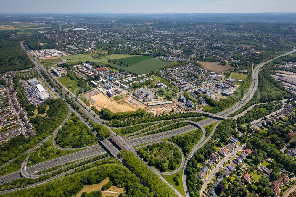 Dortmund from the bird's eye view: Viaduct of the expressway Stadtkerne Ost in Dortmund in the state North Rhine-Westphalia, Germany