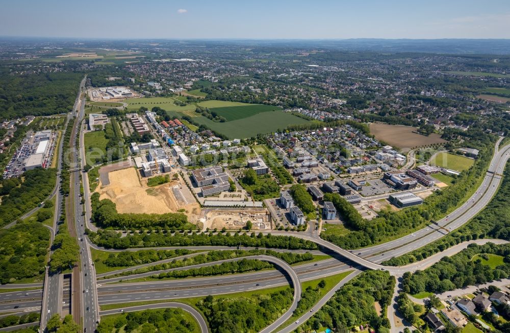 Aerial image Dortmund - Viaduct of the expressway Stadtkerne Ost in Dortmund in the state North Rhine-Westphalia, Germany