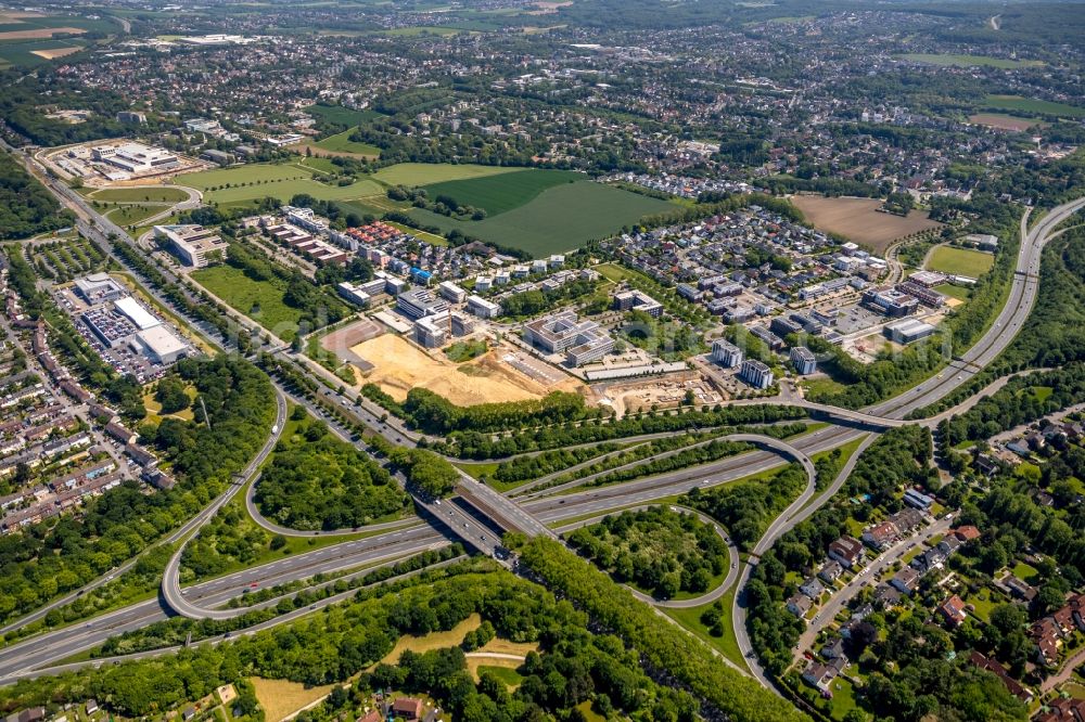 Aerial photograph Dortmund - Viaduct of the expressway Stadtkerne Ost in Dortmund in the state North Rhine-Westphalia, Germany