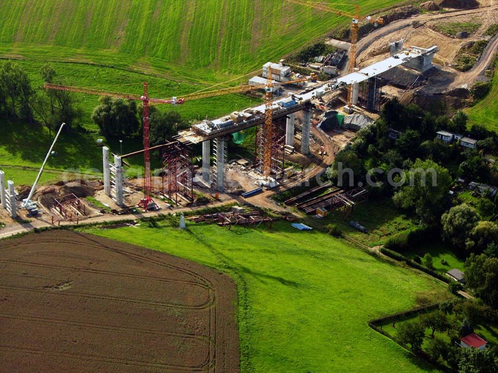 Laasen from the bird's eye view: 27.08.2005 Laasen; Viaduktbau in Gera Laasen