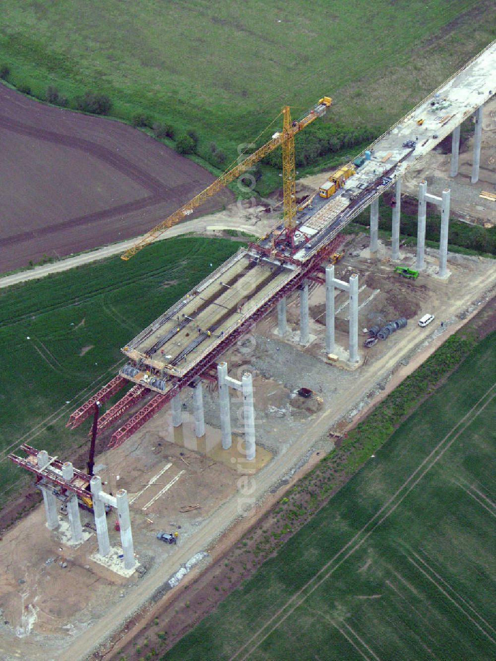 Alberstedt from above - Alberstedt mit Blick auf die Viaduktbaustelle der Firma OEVERMANN bei 06279 Alberstedt in Sachsen-Anhalt