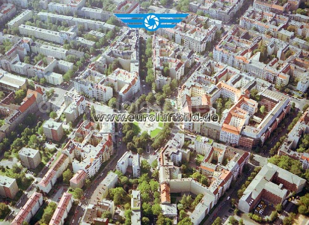 Aerial photograph Berlin - Wilmersdorf - Viktoria-Luise-Platz in Berlin-Wilmersdorf.